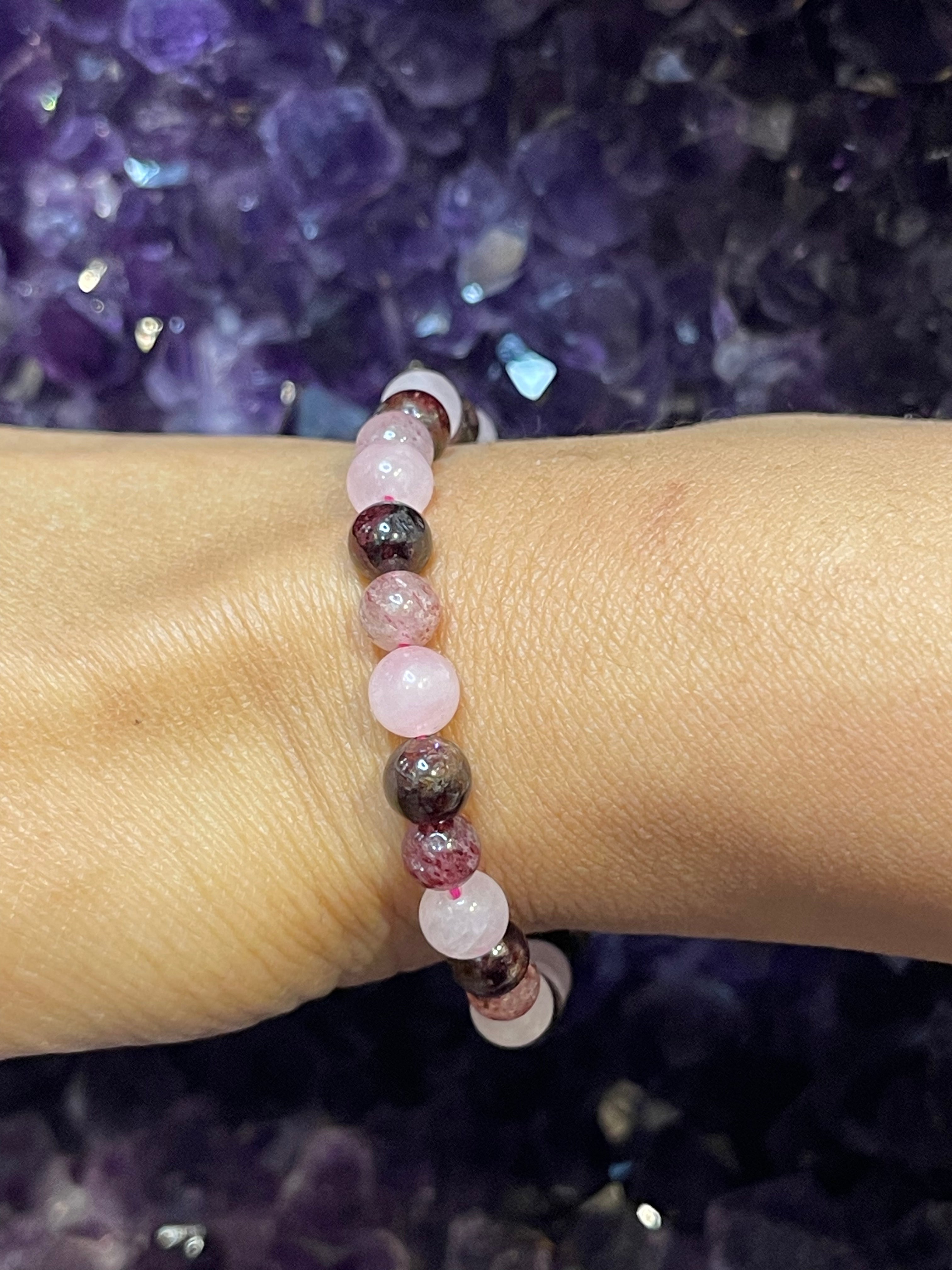 π Love Combo Bracelet β Strawberry Quartz, Garnet & Rose Quartz (6mm)