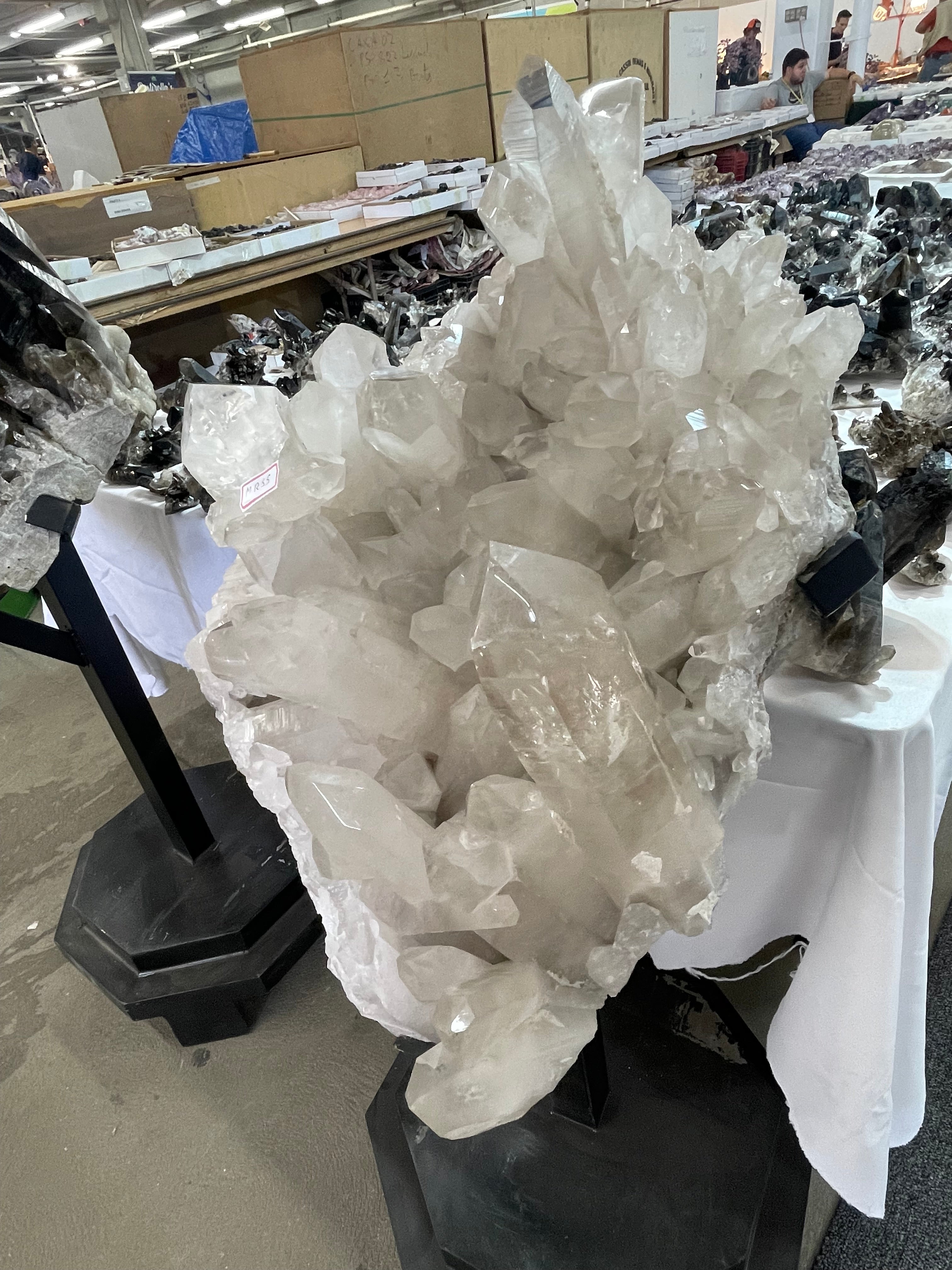 🌟 Lemurian Seed Quartz Cluster – The Beacon of Light