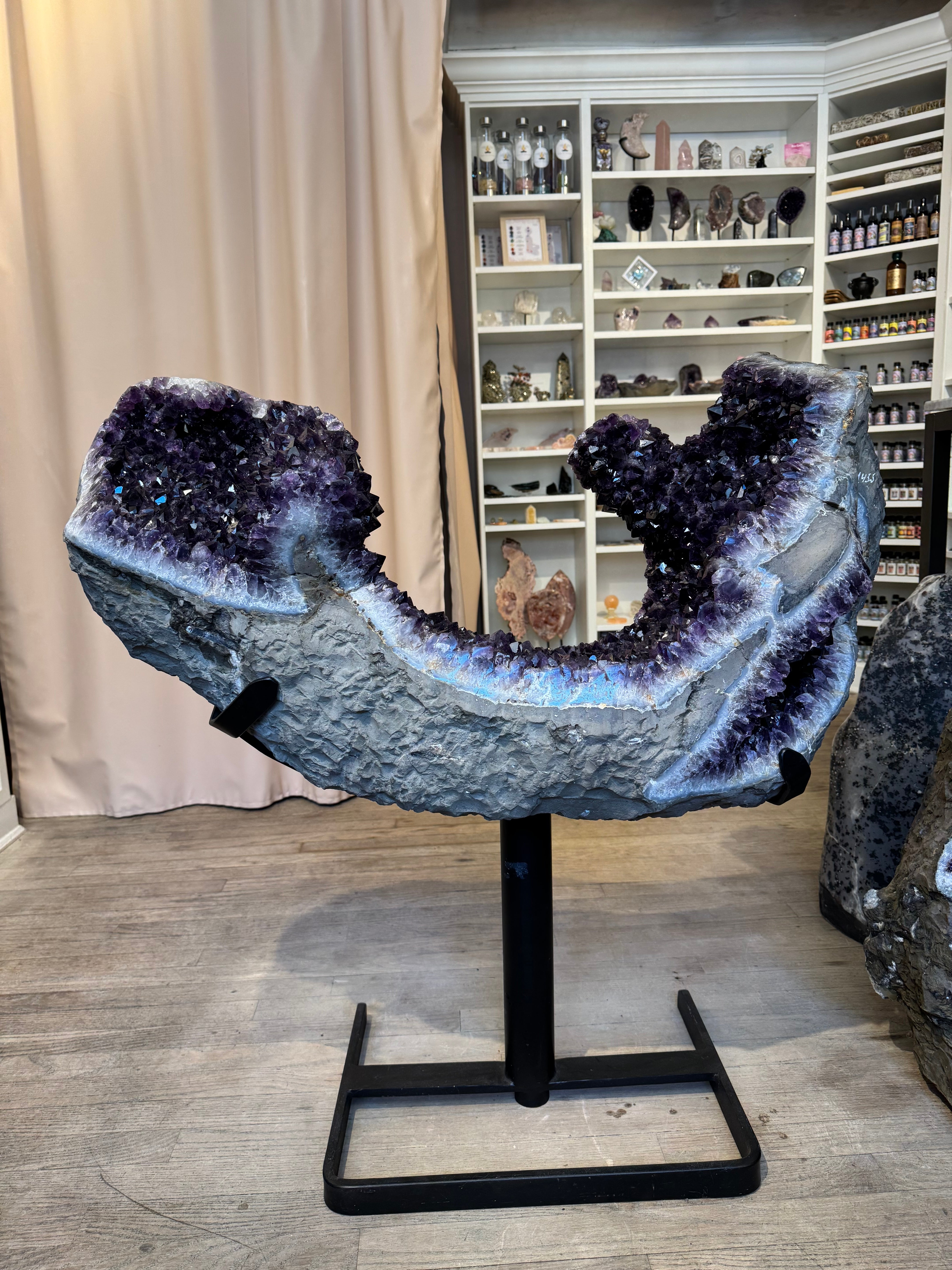 👑 Amethyst Cathedral Geode (Uruguay) – The Throne of Light