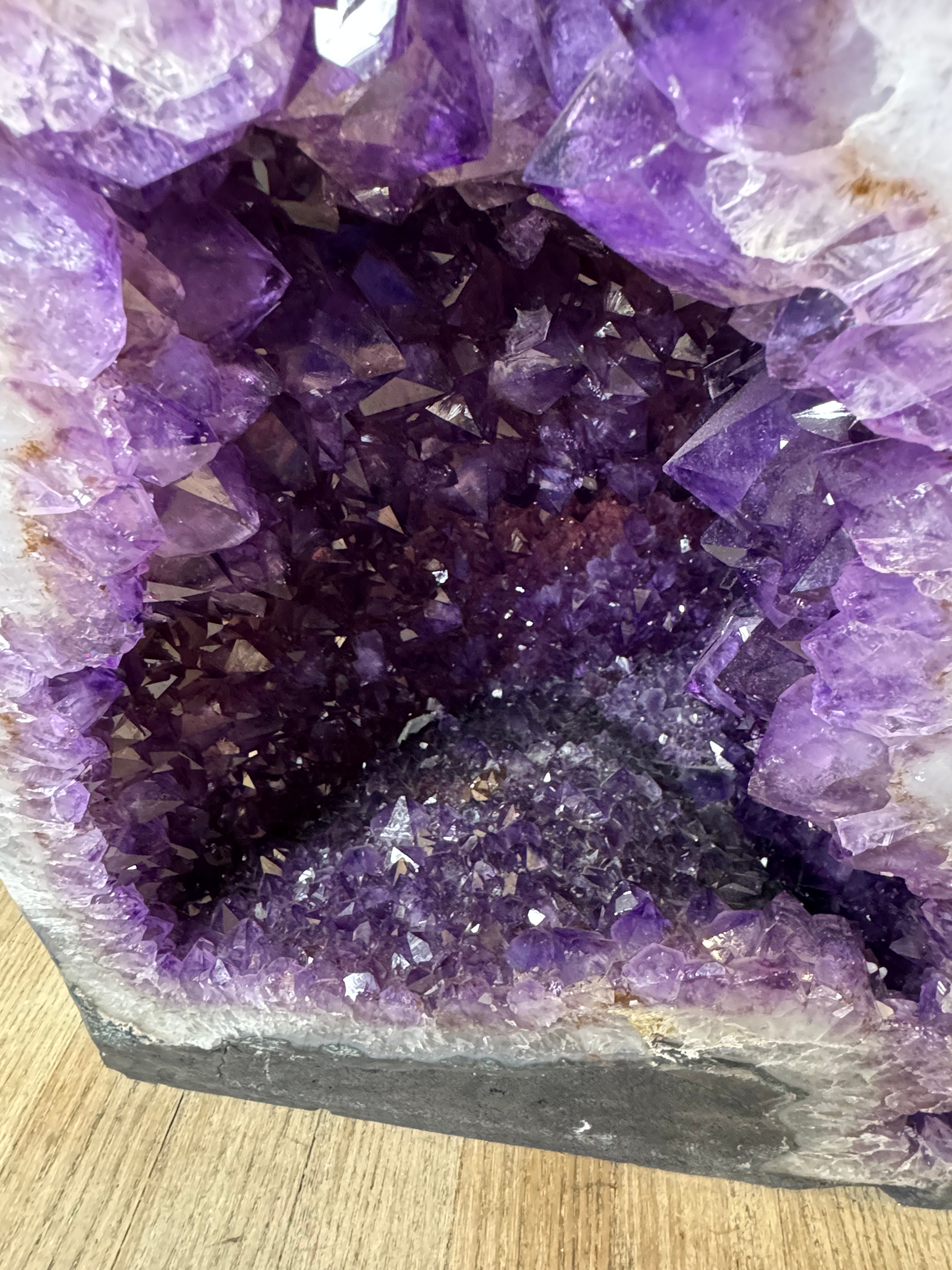 🌌 Amethyst Cathedral Geode – Twin Soul Sanctuary