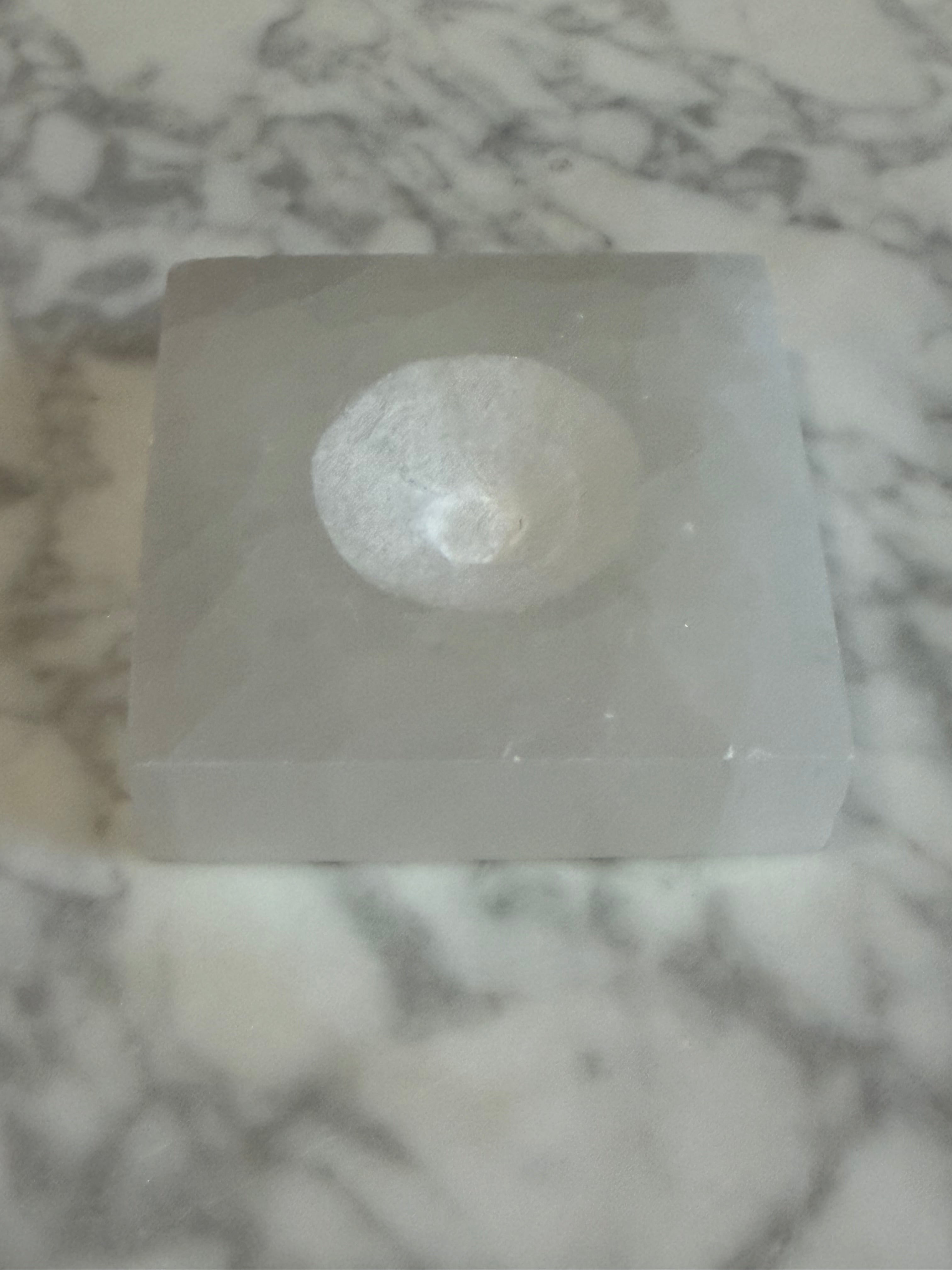 🤍 SELENITE MAJESTIC Square Sphere Holder – Large