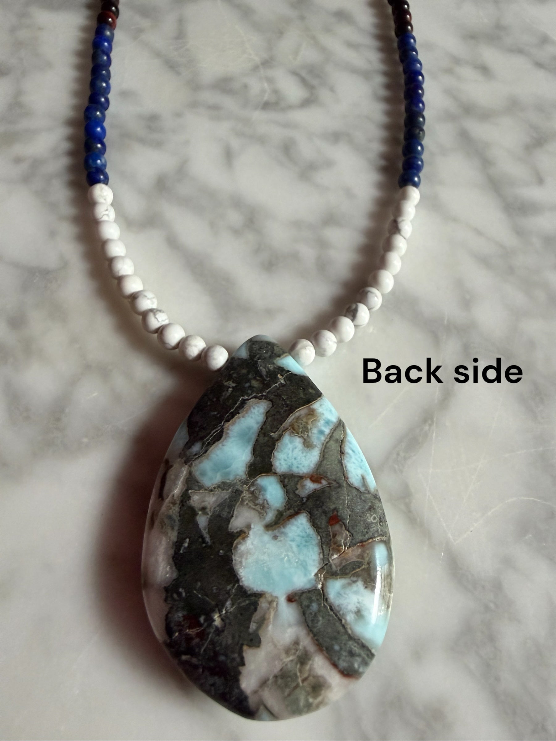 THE TREASURE NECKLACE™
