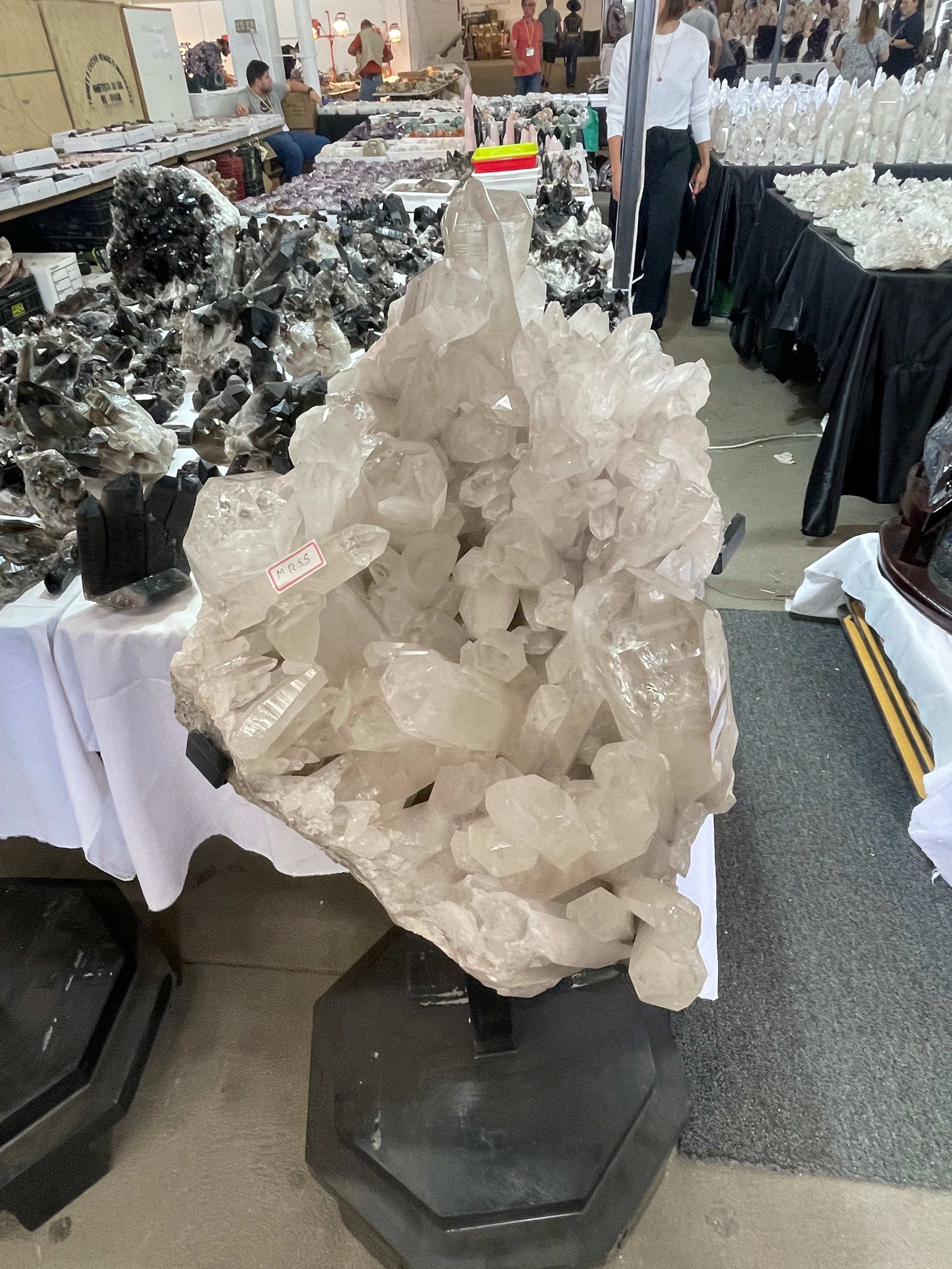 🌟 Lemurian Seed Quartz Cluster – The Beacon of Light