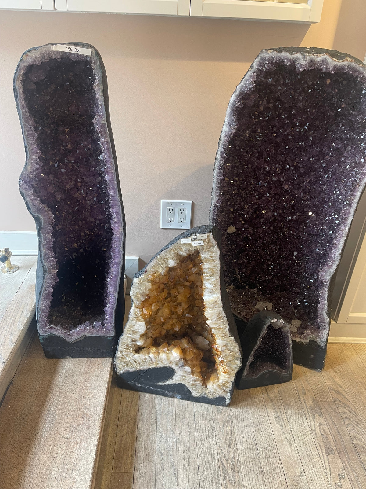 💜 Amethyst Cathedral Geode – Divine Feminine Silhouette