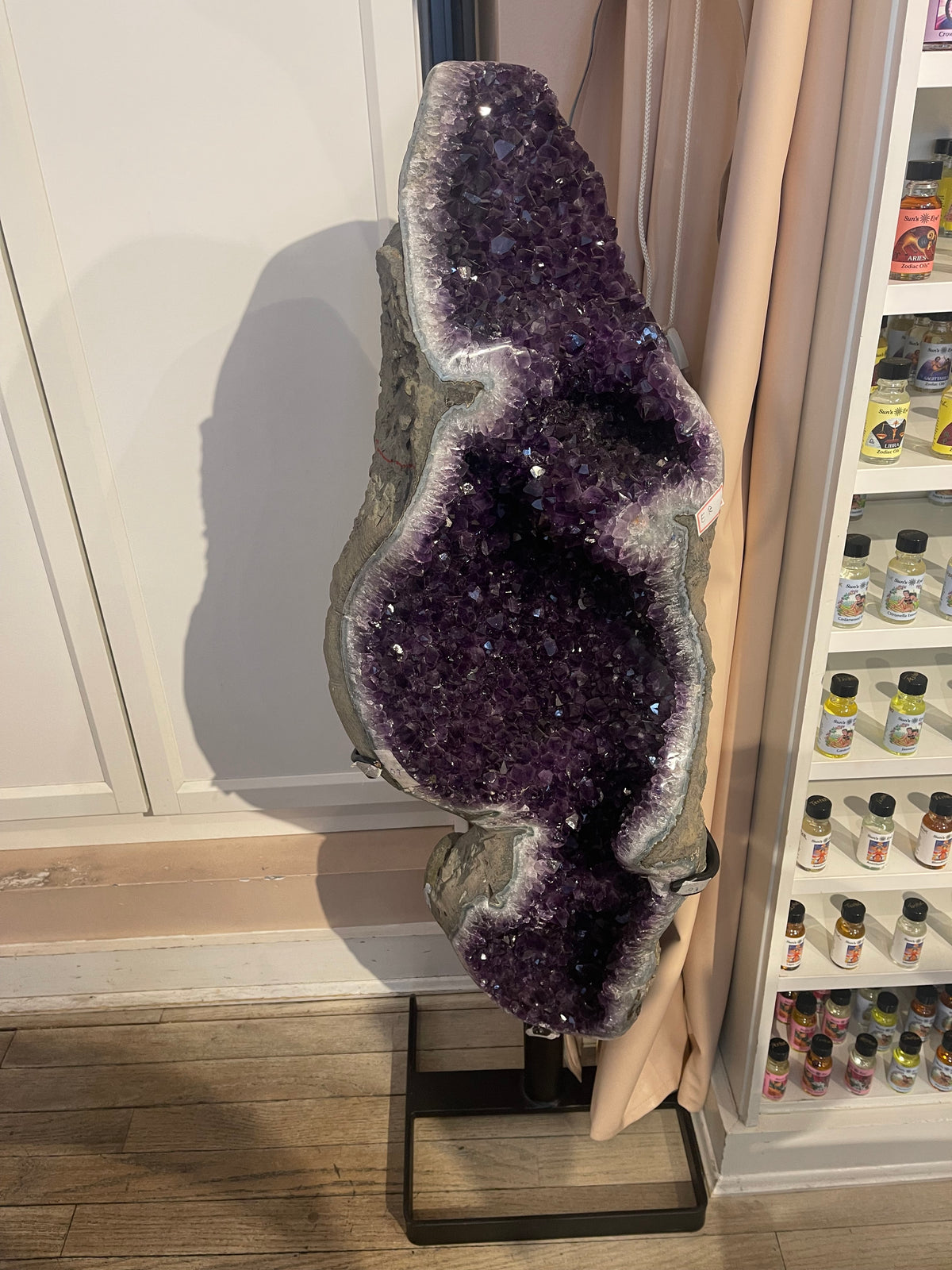 💜 Amethyst Cathedral Geode (Uruguay) – The Goddess Swirl