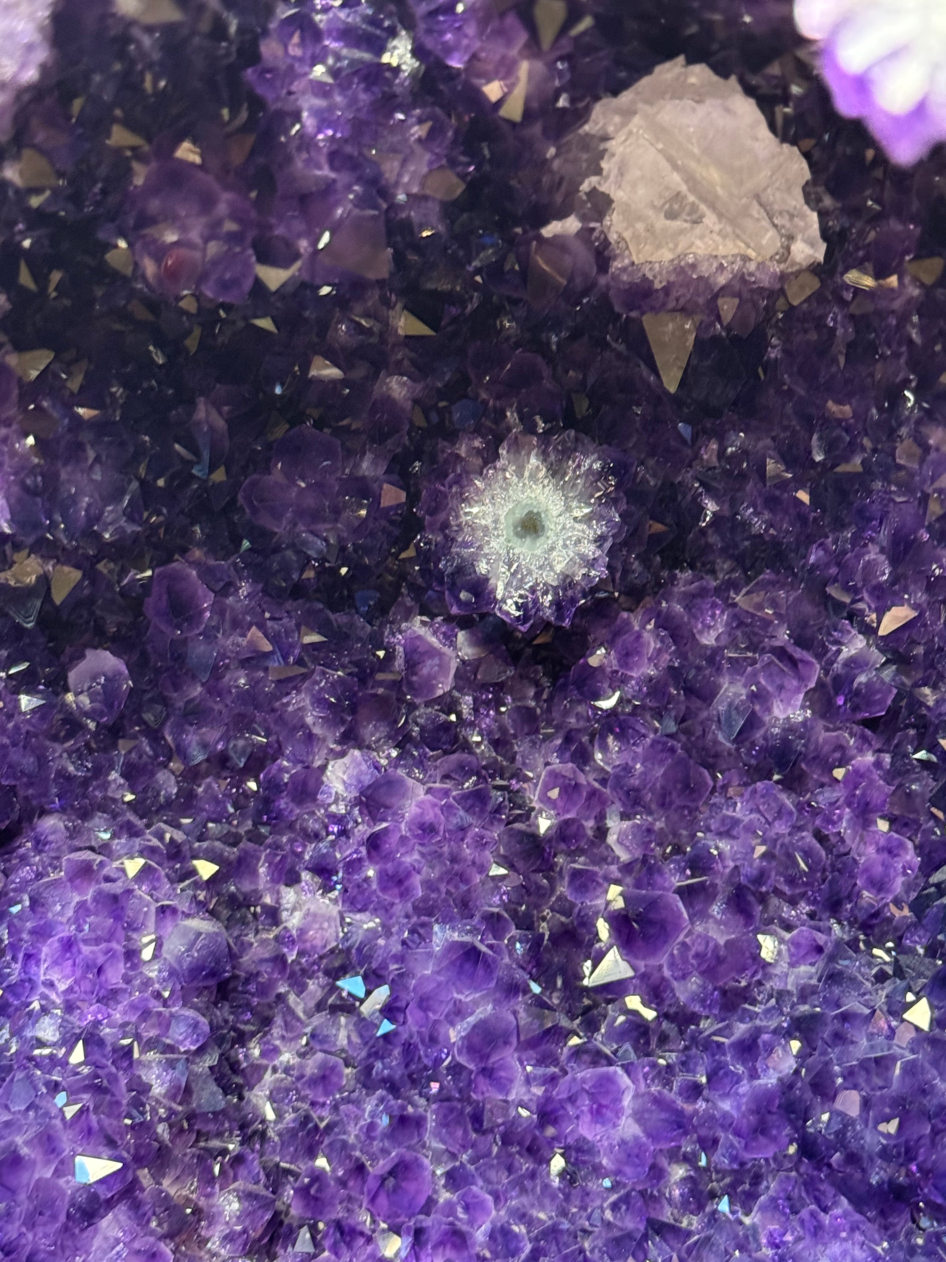 🌌 Dark Amethyst Cathedral – The Infinity Galaxy Cave