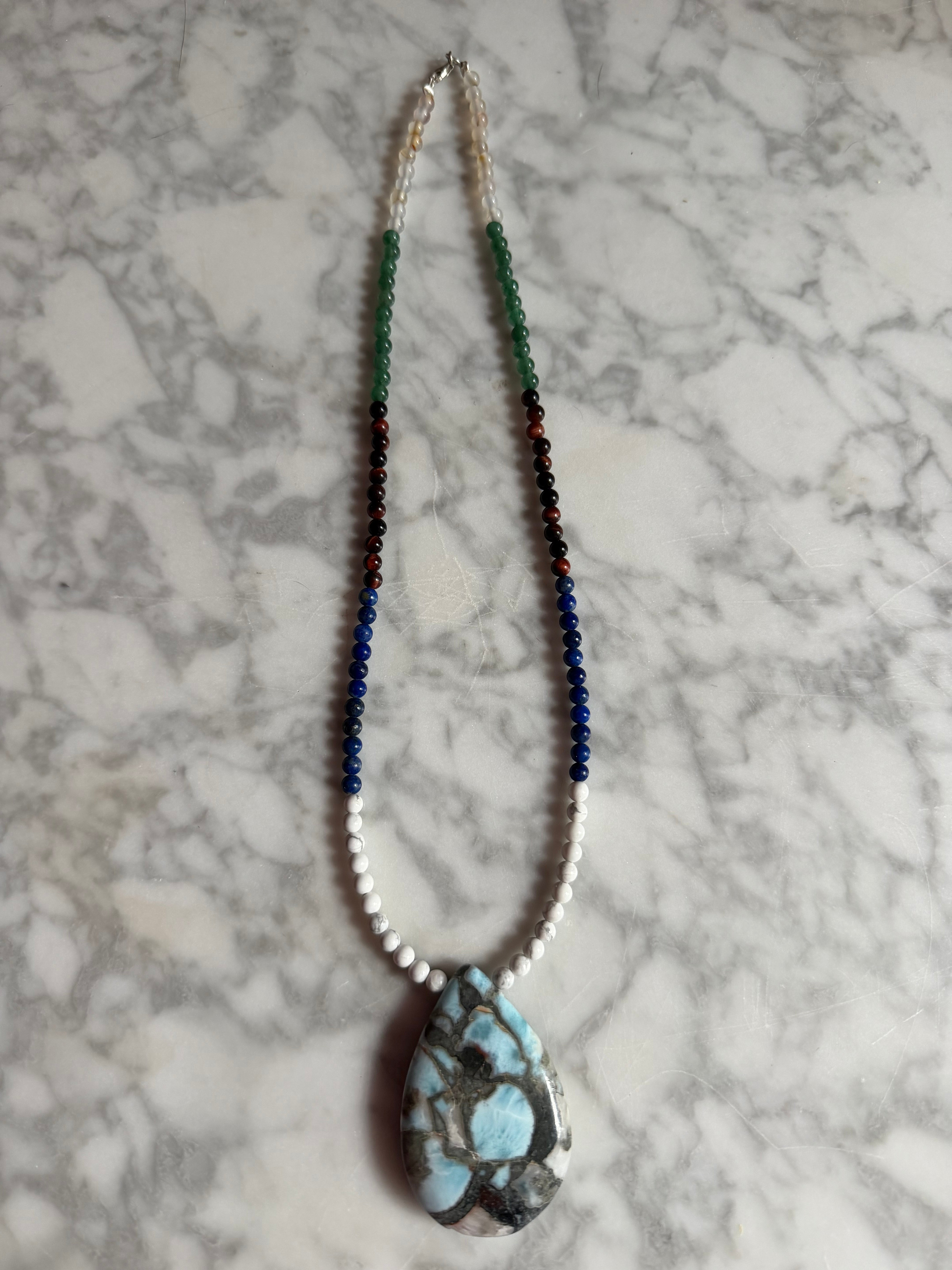 THE TREASURE NECKLACE™